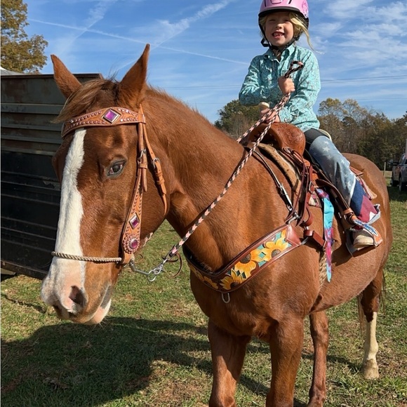 Meet your Posher, Mandi - Picture 10 of 16